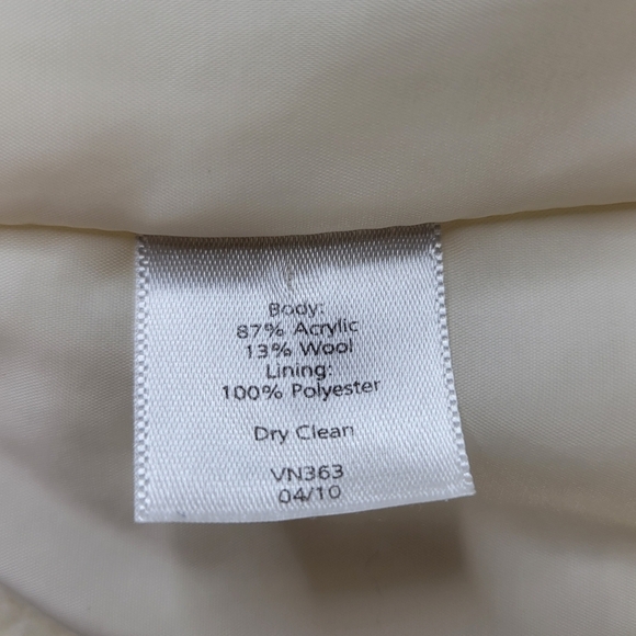 Talbots Blazer Size 8 Cream Wool Blend Nubby Pockets 3/4 Sleeve 6 Button Lined - Picture 7 of 11